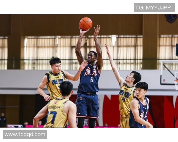 广东宏远豪取7连胜，力压山东队，领跑CBA积分榜