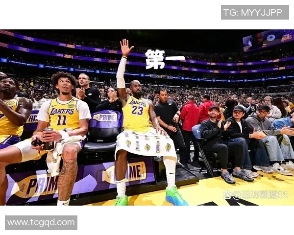 湖人逆袭登顶西部，勇夺榜首