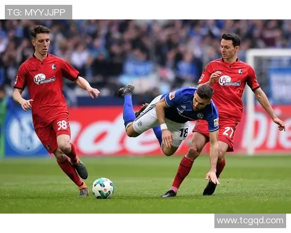 勒沃库森主场大胜弗赖堡，轻松取得三分！