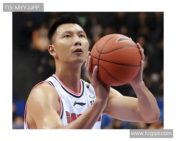 易建联以全明星之姿领衔华南虎夺得CBA总冠军,创出历史新高 易建联以全明星之姿领衔华南虎夺得CBA总冠军,创出历史新高