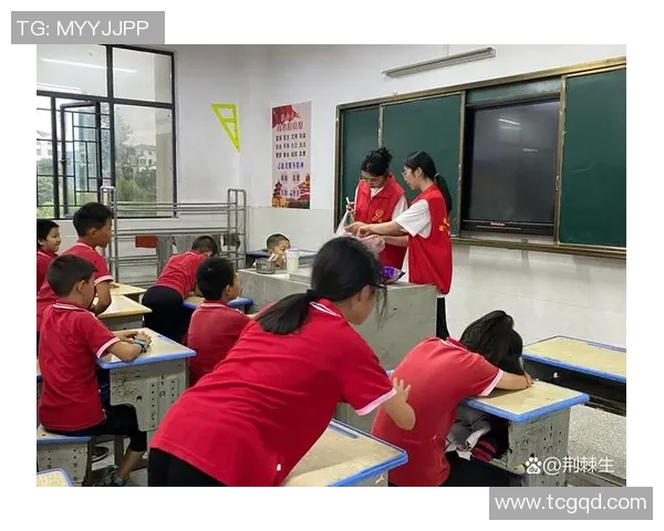 浙江东阳光队员赴当地学校支教,点燃乡村孩子的希望之光 浙江东阳光队员赴当地学校支教,点燃乡村孩子的希望之光