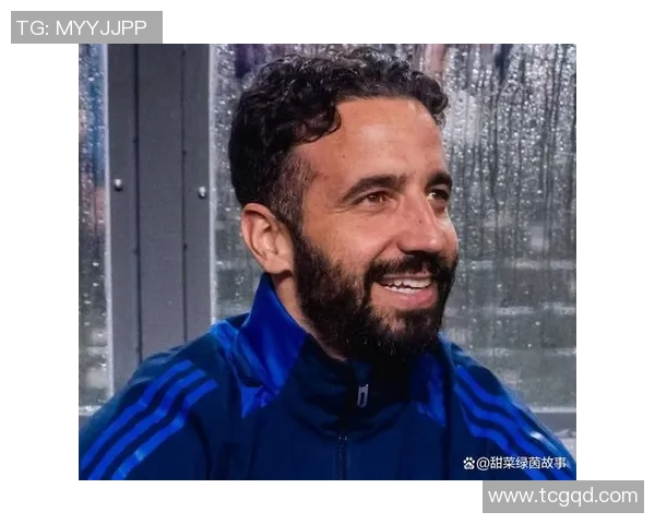 英超球队曼联签约巴西前锋阿德里安诺将加盟红魔为期5年 英超球队曼联签约巴西前锋阿德里安诺将加盟红魔为期5年