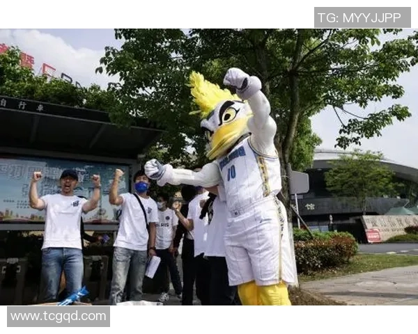 新赛季CBA球队引援动态:山东王者斥巨资签下国内顶级内线 新赛季CBA球队引援动态:山东王者斥巨资签下国内顶级内线